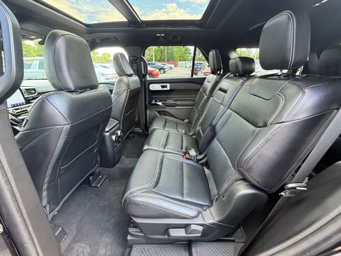 Used 2023 Ford Explorer ST w/ Equipment Group 401A AWD/4WD image 23