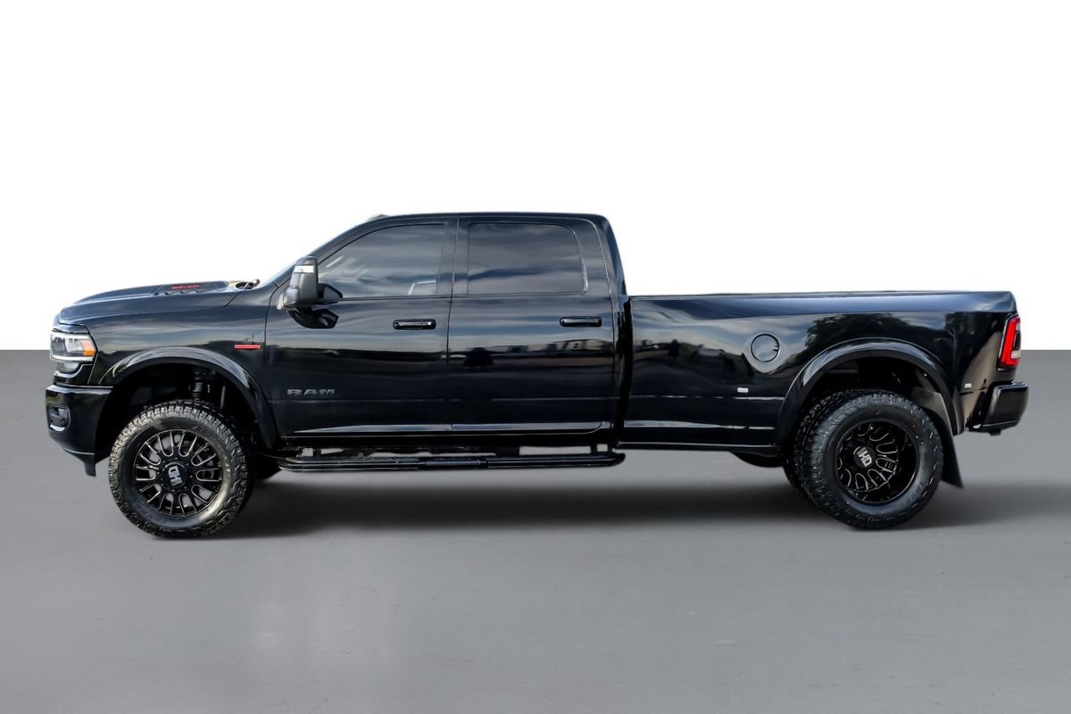 Used 2024 RAM 3500 Laramie w/ Night Edition AWD/4WD image 10