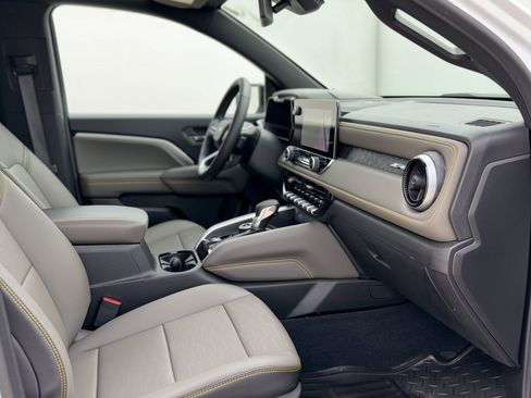 Used 2024 Chevrolet Colorado ZR2 w/ LPO, Sports Bar Package AWD/4WD image 30