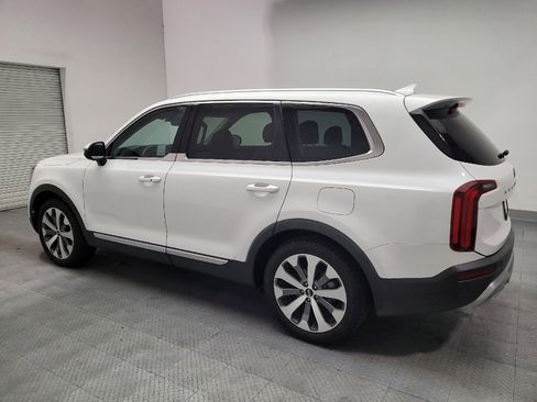 Used 2021 Kia Telluride EX w/ EX Premium Package FWD image 3