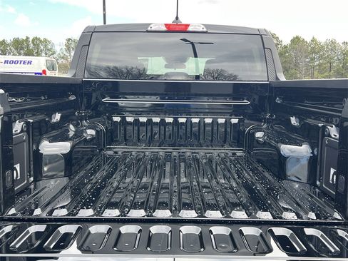 New 2026 Ford Maverick XL image 18