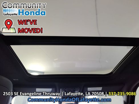 Used 2025 Toyota Tundra Limited w/ TRD Off-Road Package AWD/4WD image 32