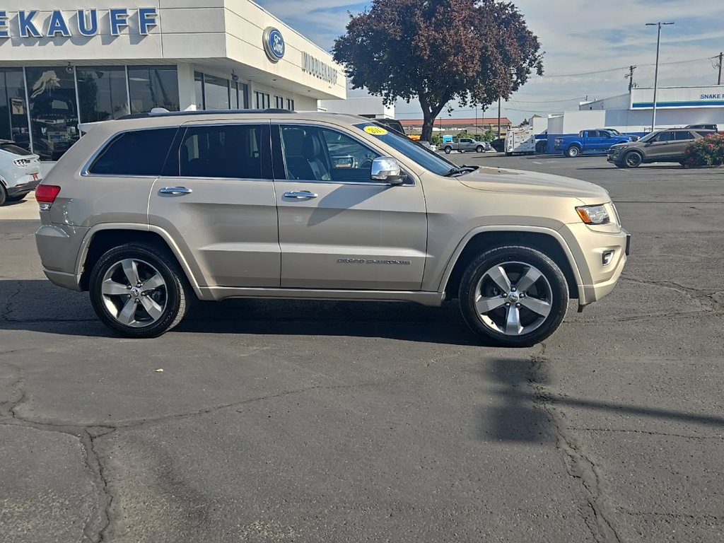 Used 2015 Jeep Grand Cherokee Overland AWD/4WD image 3
