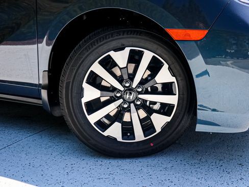 New 2026 Honda Odyssey EX-L image 13