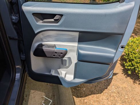 New 2026 Ford Maverick XLT w/ XLT Luxury Package FWD image 31