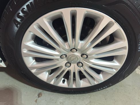 Used 2014 Chrysler 300 C w/ Harman/Kardon Audio Group AWD/4WD image 33