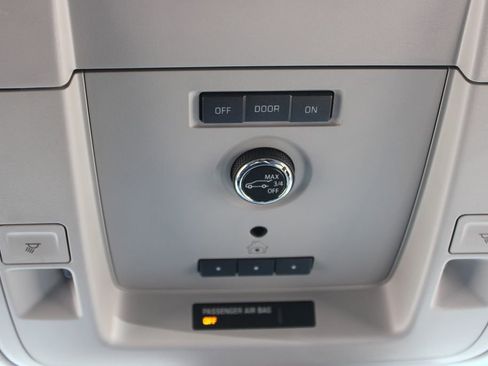 Used 2020 GMC Yukon XL Denali RWD image 58