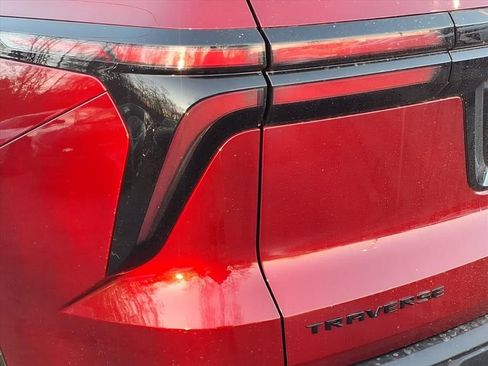 New 2026 Chevrolet Traverse LT w/ Midnight/Sport Edition image 8
