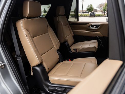 Used 2023 Chevrolet Tahoe Premier image 36