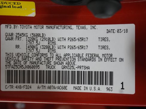Used 2018 Toyota Tacoma TRD Sport w/ Technology Package RWD image 35