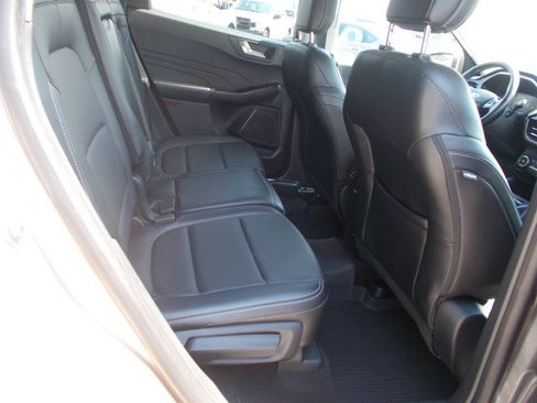 Used 2021 Ford Escape SEL AWD/4WD image 8