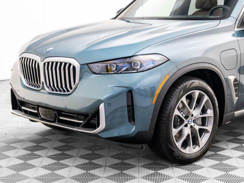 New 2026 BMW X5 xDrive50e image 38
