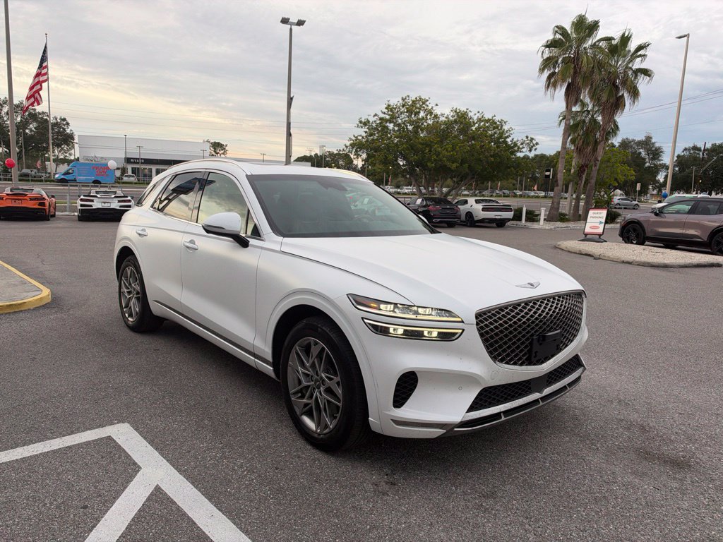 Used 2025 Genesis GV70 2.5T w/ Advanced Package AWD/4WD image 6