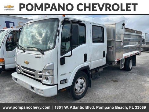 Used 2025 Chevrolet Low Cab Forward image 7