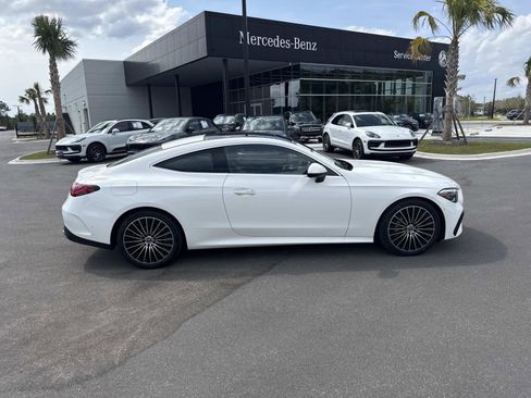 Used 2025 Mercedes-Benz CLE 300 4MATIC Coupe image 2