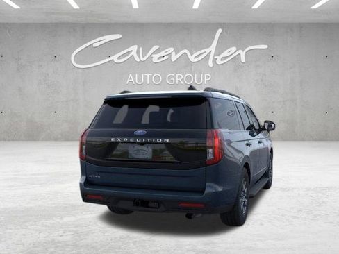 New 2025 Ford Expedition Active image 8
