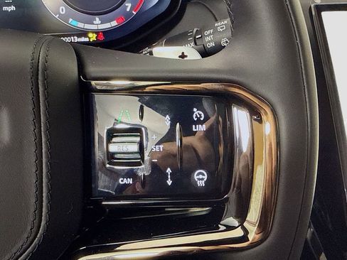 New 2026 Land Rover Range Rover Sport Dynamic SE AWD/4WD image 13