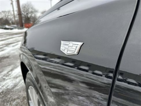 Certified 2023 Cadillac XT6 Premium Luxury image 11