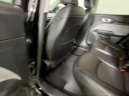 Used 2022 Jeep Compass Latitude AWD/4WD image 18
