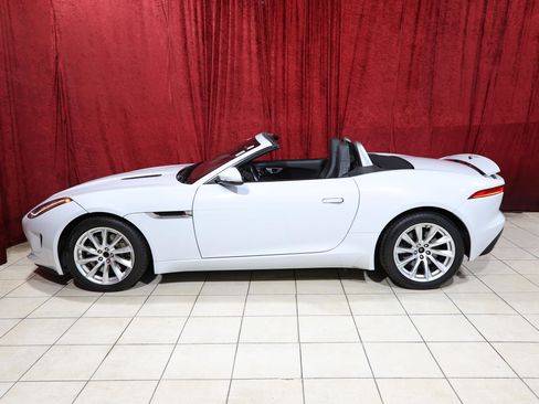 Used 2016 Jaguar F-TYPE Convertible RWD image 5