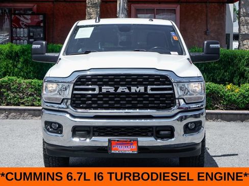 Used 2024 RAM 2500 Big Horn AWD/4WD image 3