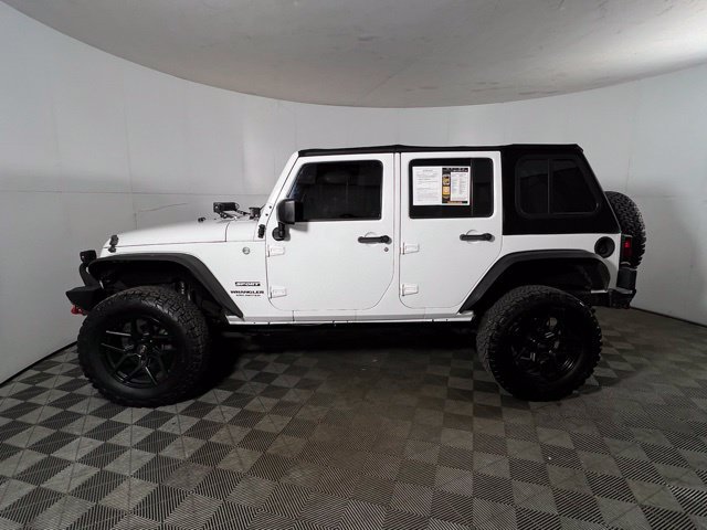 Used 2015 Jeep Wrangler Unlimited Sport w/ Quick Order Package 24S AWD/4WD image 3