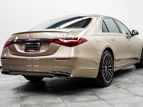 Used 2023 Mercedes-Benz S 580 4MATIC Sedan image 12