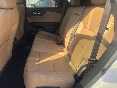 Used 2025 Chevrolet Blazer Premier image 13