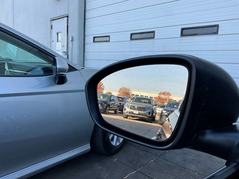 Used 2025 Nissan Altima 2.5 SV image 18