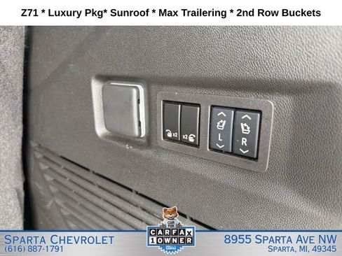 Used 2024 Chevrolet Tahoe Z71 w/ Luxury Package AWD/4WD image 14