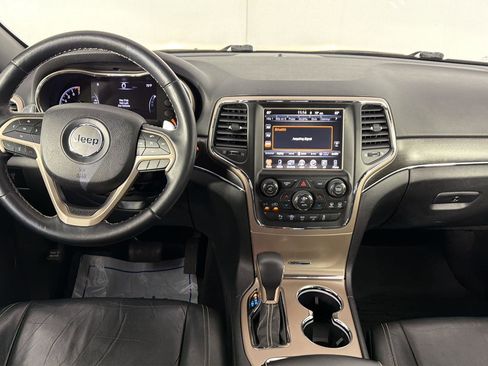 Used 2017 Jeep Grand Cherokee Limited AWD/4WD image 18