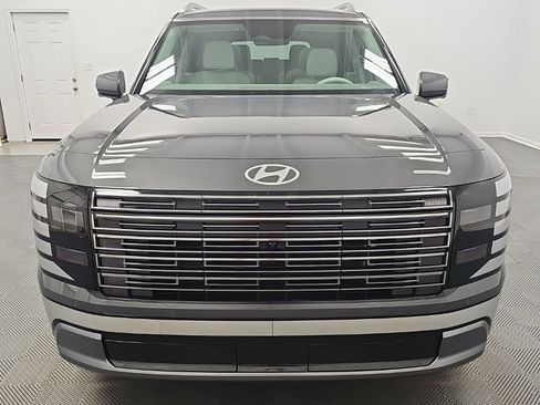 Used 2026 Hyundai Palisade Limited FWD image 4