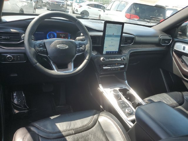 Used 2020 Ford Explorer Platinum w/ Premium Technology Package AWD/4WD image 10
