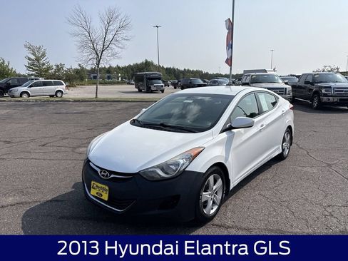 Used 2013 Hyundai Elantra GLS FWD image 2