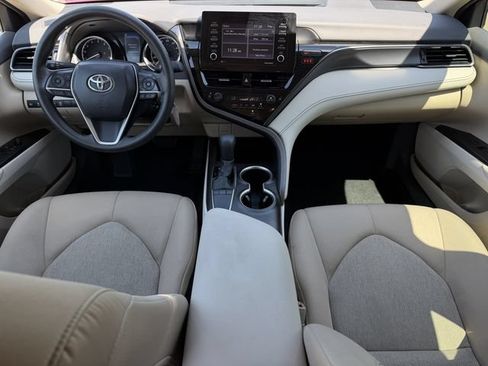 Used 2024 Toyota Camry LE FWD image 10