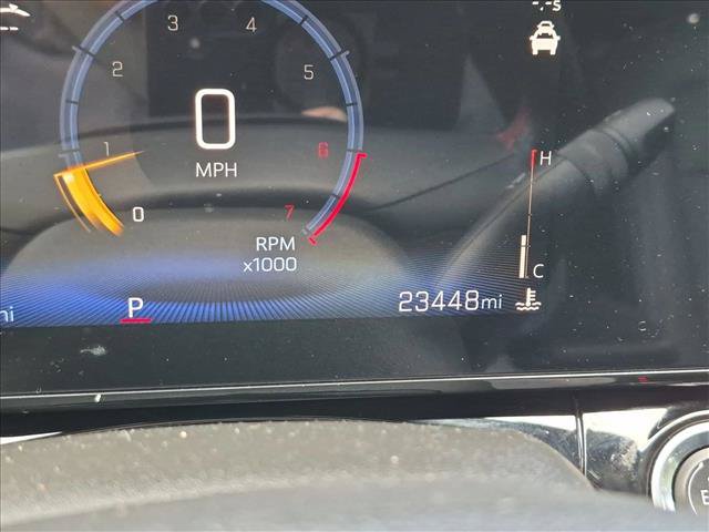 Used 2025 Chevrolet Trax RS w/ Driver Confidence Package FWD image 9