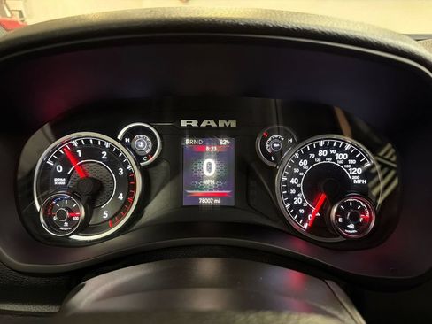 Used 2023 RAM 3500 Tradesman w/ Chrome Appearance Group RWD image 18