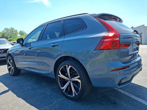 Certified 2023 Volvo XC60 B5 Ultimate w/ Climate Package AWD/4WD image 4
