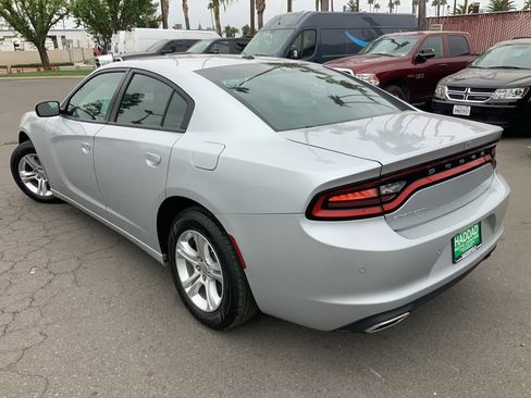 Used 2022 Dodge Charger SXT image 5