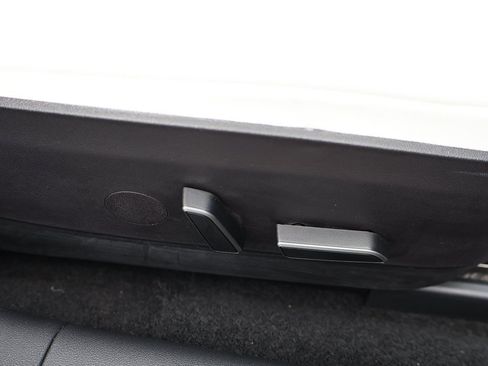 Used 2022 Tesla Model 3 image 33