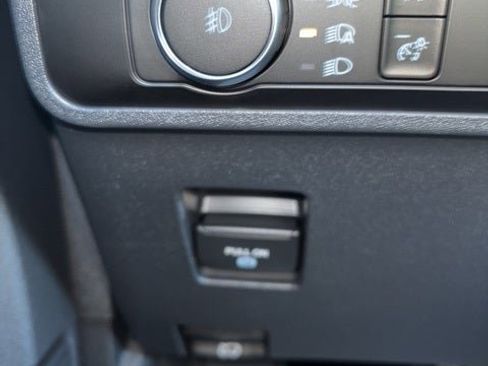 New 2025 Ford Bronco Outer Banks image 28