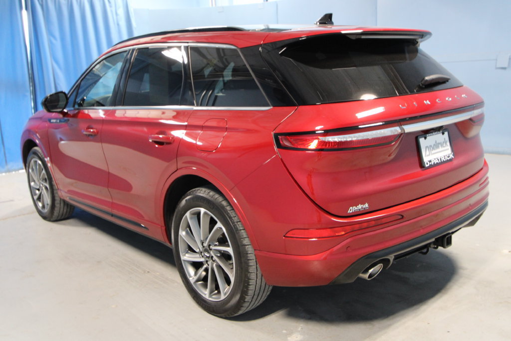 Used 2025 Lincoln Corsair Grand Touring w/ Towing Package AWD/4WD image 34