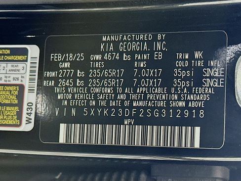 Used 2025 Kia Sportage LX image 12