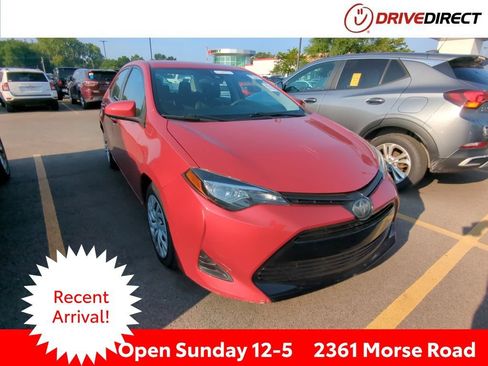 Used 2019 Toyota Corolla LE FWD image 1