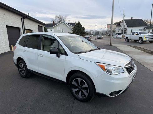 Used 2016 Subaru Forester 2.5i image 6