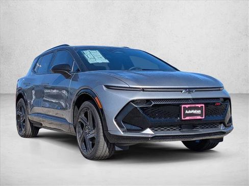 New 2026 Chevrolet Equinox EV RS image 3