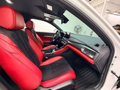 Used 2024 Acura Integra Type S image 29