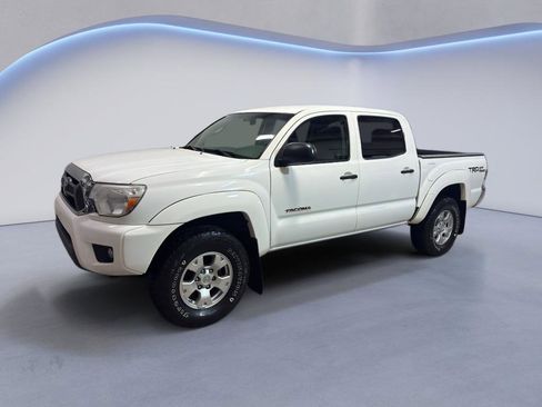 Used 2015 Toyota Tacoma 4x4 Double Cab image 3