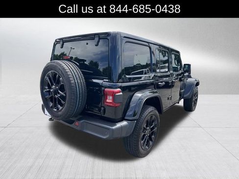 Certified 2025 Jeep Wrangler Unlimited Sahara w/ Safety Group AWD/4WD image 5