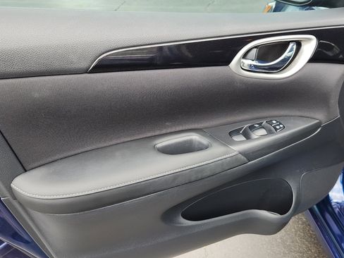 Used 2019 Nissan Sentra SV FWD image 10